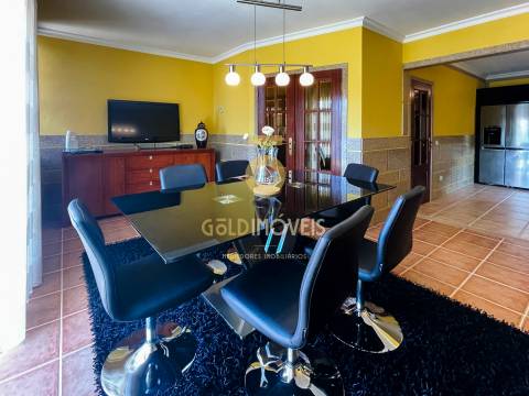 Moradia T4 Venda em Fornos,Castelo de Paiva