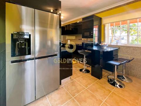 Moradia T4 Venda em Fornos,Castelo de Paiva