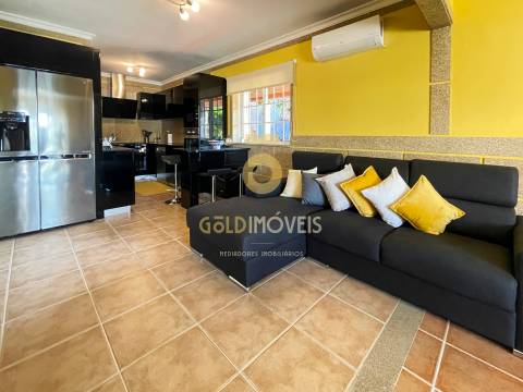 Moradia T4 Venda em Fornos,Castelo de Paiva