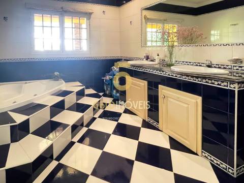 Moradia Isolada T4 Venda em Sobrado e Bairros,Castelo de Paiva