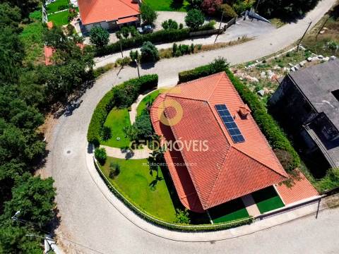 Moradia Isolada T4 Venda em Sobrado e Bairros,Castelo de Paiva