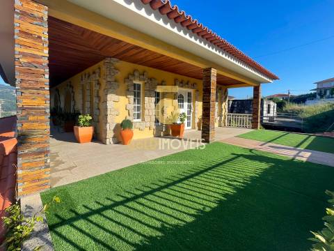 Moradia Isolada T4 Venda em Sobrado e Bairros,Castelo de Paiva