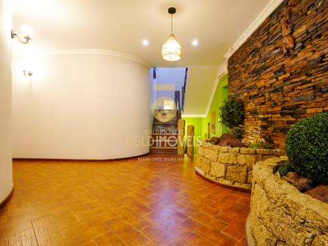 Moradia Isolada T4 Venda em Sobrado e Bairros,Castelo de Paiva