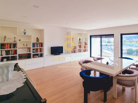 Apartamento T3 Arrendamento em Guilhufe e Urrô,Penafiel