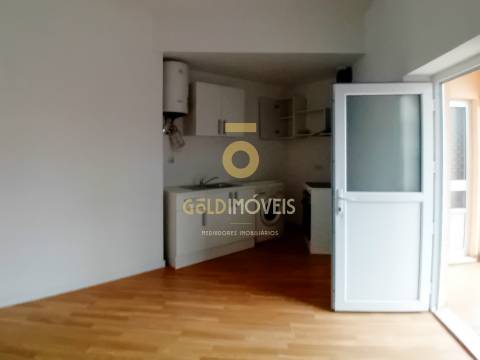 Apartamento T0 em Raiva - Castelo de Paiva