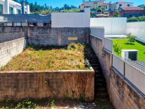 Moradia em Banda T3 Venda em Vila de Cucujães,Oliveira de Azeméis