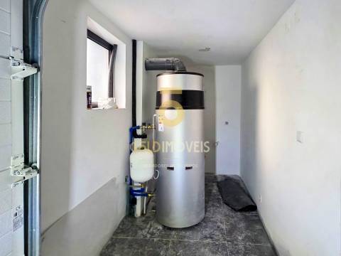 Moradia em Banda T3 Venda em Vila de Cucujães,Oliveira de Azeméis