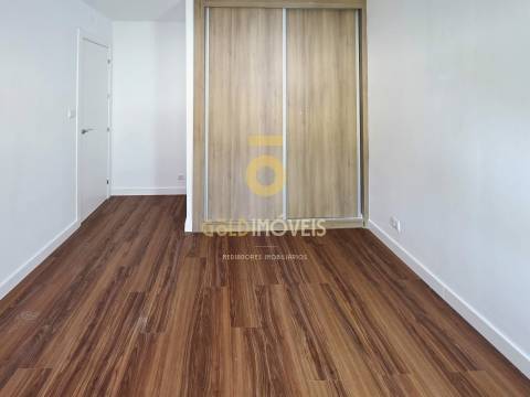 Moradia em Banda T3 Venda em Vila de Cucujães,Oliveira de Azeméis