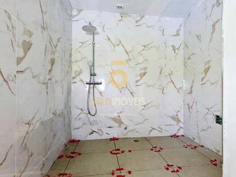 Moradia em Banda T3 Venda em Vila de Cucujães,Oliveira de Azeméis