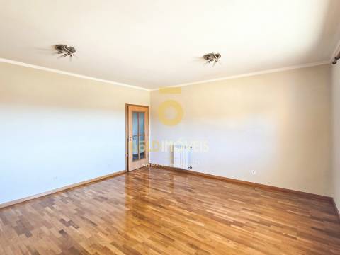 Apartamento T2 Venda em São Félix da Marinha,Vila Nova de Gaia
