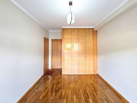 Apartamento T2 Venda em São Félix da Marinha,Vila Nova de Gaia