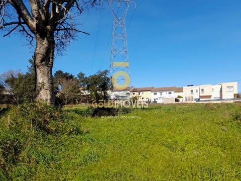 Terreno em solo de construção em Alpendorada - Marco de Canaveses