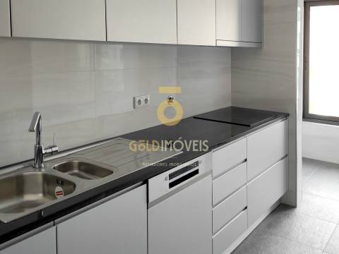 Apartamento T3 Venda em Cedofeita, Santo Ildefonso, Sé, Miragaia, São Nicolau e Vitória,Porto