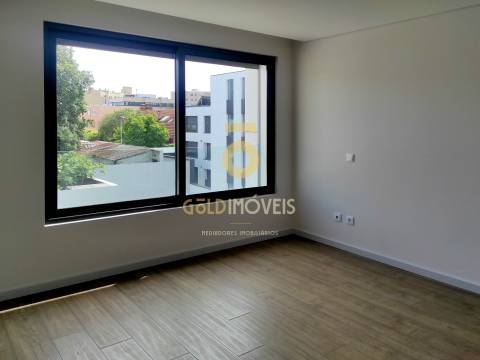 Apartamento T3 Venda em Cedofeita, Santo Ildefonso, Sé, Miragaia, São Nicolau e Vitória,Porto