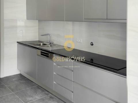 Apartamento T3 Venda em Cedofeita, Santo Ildefonso, Sé, Miragaia, São Nicolau e Vitória,Porto