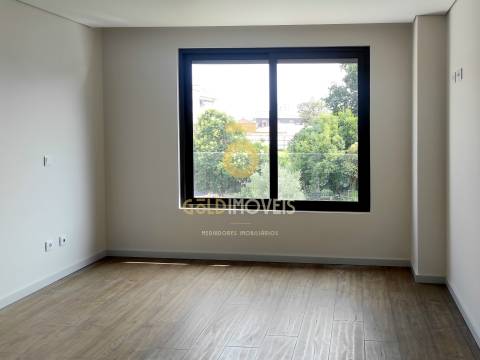 Apartamento T3 Venda em Cedofeita, Santo Ildefonso, Sé, Miragaia, São Nicolau e Vitória,Porto