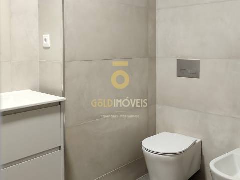 Apartamento T3 Venda em Cedofeita, Santo Ildefonso, Sé, Miragaia, São Nicolau e Vitória,Porto