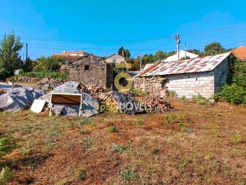 Terreno Para Construção  Venda em Souselo,Cinfães