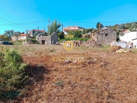 Terreno Para Construção  Venda em Souselo,Cinfães