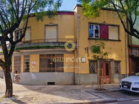 Prédio T9 Venda em São João da Madeira,São João da Madeira