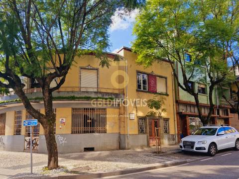 Prédio T9 Venda em São João da Madeira,São João da Madeira