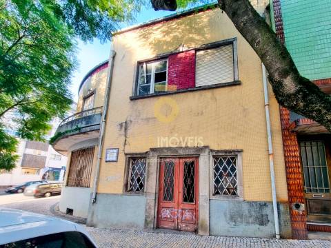 Prédio T9 Venda em São João da Madeira,São João da Madeira