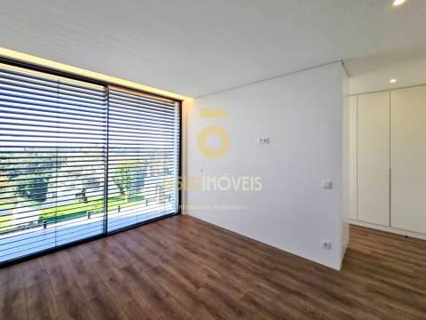 Moradia Isolada T3 Venda em Nogueira do Cravo e Pindelo,Oliveira de Azeméis