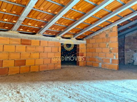 Moradia Geminada T3 Venda em Vila de Cucujães,Oliveira de Azeméis