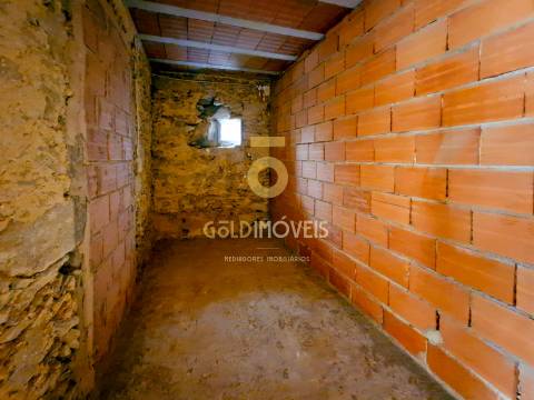 Moradia Geminada T3 Venda em Vila de Cucujães,Oliveira de Azeméis