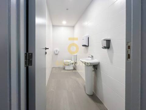 Armazém  Venda em Cete,Paredes