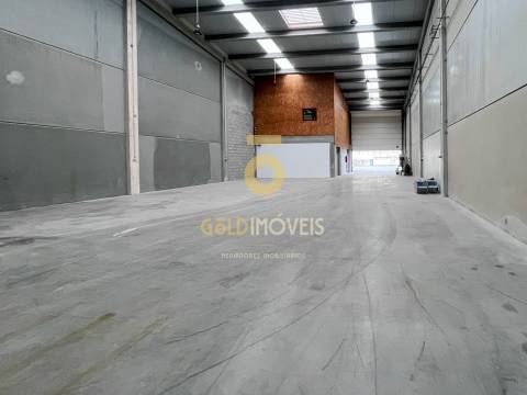 Armazém  Venda em Cete,Paredes