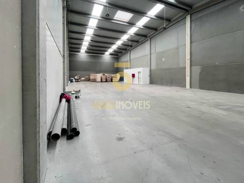 Armazém  Venda em Cete,Paredes