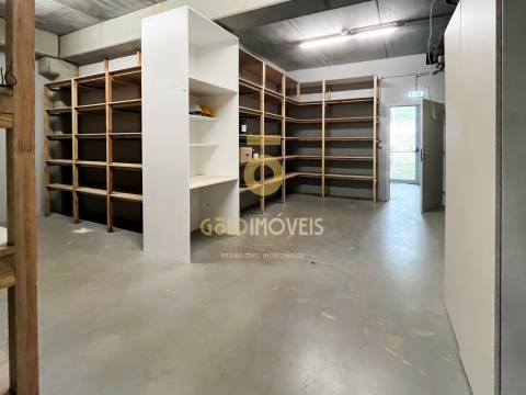 Armazém  Venda em Cete,Paredes