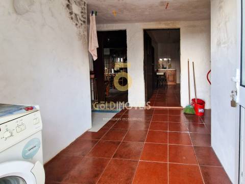 Moradia Geminada T2 Venda em Fornelos,Cinfães