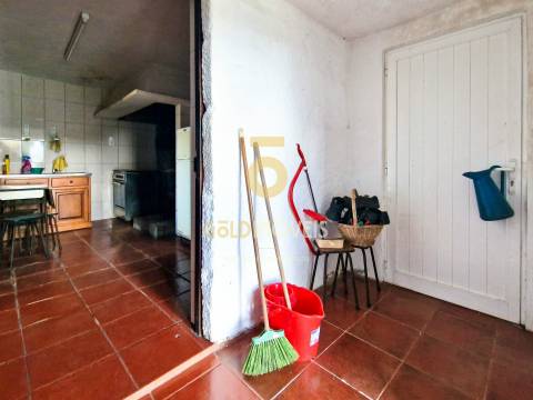 Moradia Geminada T2 Venda em Fornelos,Cinfães