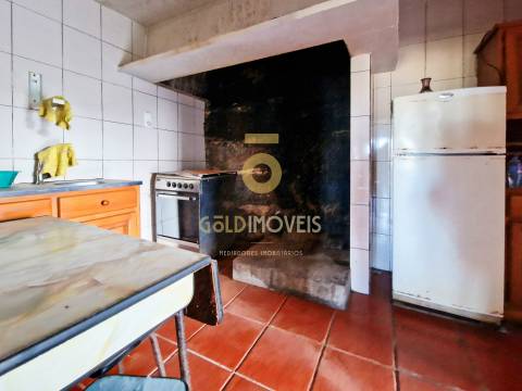 Moradia Geminada T2 Venda em Fornelos,Cinfães