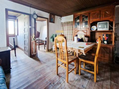 Moradia Geminada T2 Venda em Fornelos,Cinfães