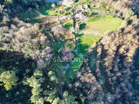 Moradia Geminada T2 Venda em Fornelos,Cinfães