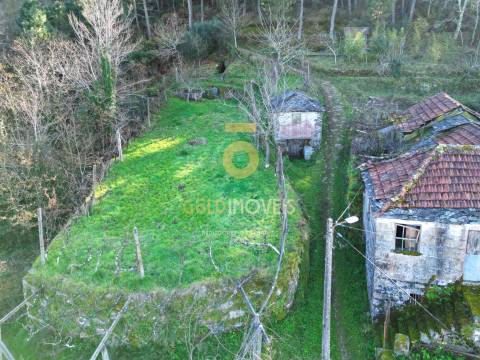 Moradia Geminada T2 Venda em Fornelos,Cinfães