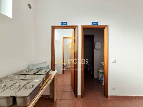 Loja  Venda em Lobão, Gião, Louredo e Guisande,Santa Maria da Feira