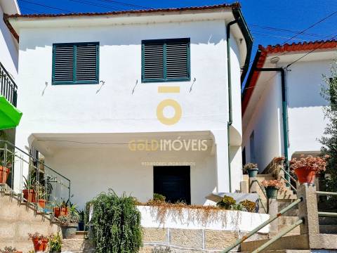 Moradia T4 Venda em Alpendorada, Várzea e Torrão,Marco de Canaveses