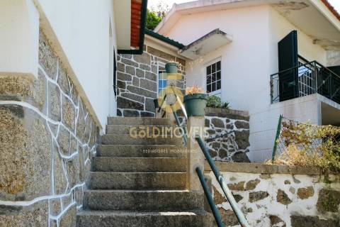 Moradia T4 Venda em Alpendorada, Várzea e Torrão,Marco de Canaveses