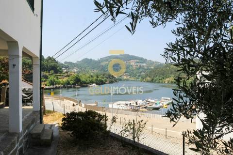 Moradia T4 Venda em Alpendorada, Várzea e Torrão,Marco de Canaveses