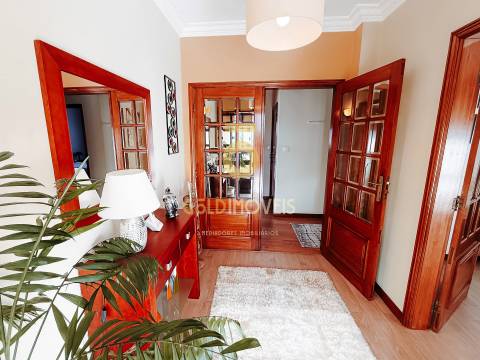 Moradia Isolada T5 Venda em Oliveira de Azeméis, Santiago de Riba-Ul, Ul, Macinhata da Seixa e Madail,Oliveira de Azeméis