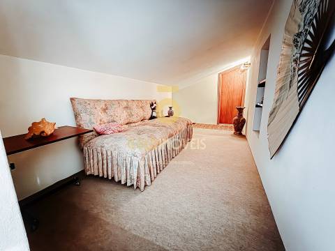 Moradia Isolada T5 Venda em Oliveira de Azeméis, Santiago de Riba-Ul, Ul, Macinhata da Seixa e Madail,Oliveira de Azeméis