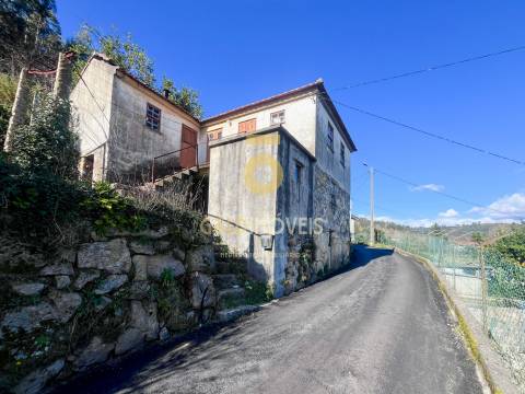 Moradia Devoluta T2 Venda em Sande e São Lourenço,Marco de Canaveses