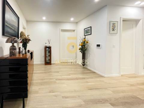 Apartamento T2 Venda em Sobrado e Bairros,Castelo de Paiva