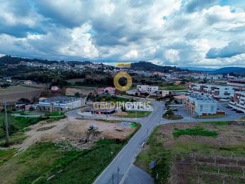 &#8203;&#8203;&#8203;&#8203;&#8203;&#8203;&#8203;Lote de Terreno em Sobrado - Castelo de Paiva