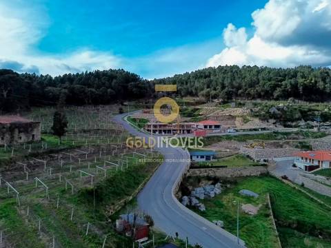 &#8203;&#8203;&#8203;&#8203;&#8203;&#8203;&#8203;Lote de Terreno em Sobrado - Castelo de Paiva