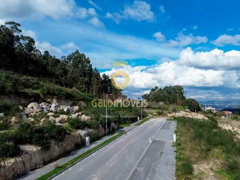 &#8203;&#8203;&#8203;&#8203;&#8203;&#8203;&#8203;Lote de Terreno em Sobrado - Castelo de Paiva